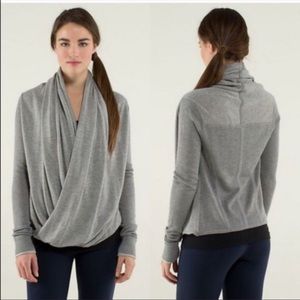Lululemon Iconic Wrap